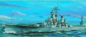 1:700 USS IOWA BATTLESHIP