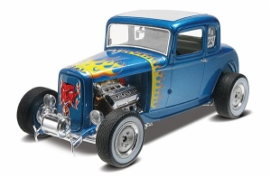 1:25 '32 FORD 5 WINDOW COUPE