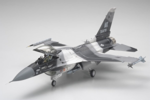 1/48 F-16C/N AGGRESSOR/ADVERSARY