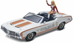 1:25 '72 OLDSMOBILE INDY PACE