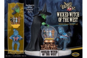 (N/A)1:8 WICKED WITCH-PAINTED RESIN