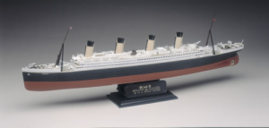 1/570 RMS TITANIC